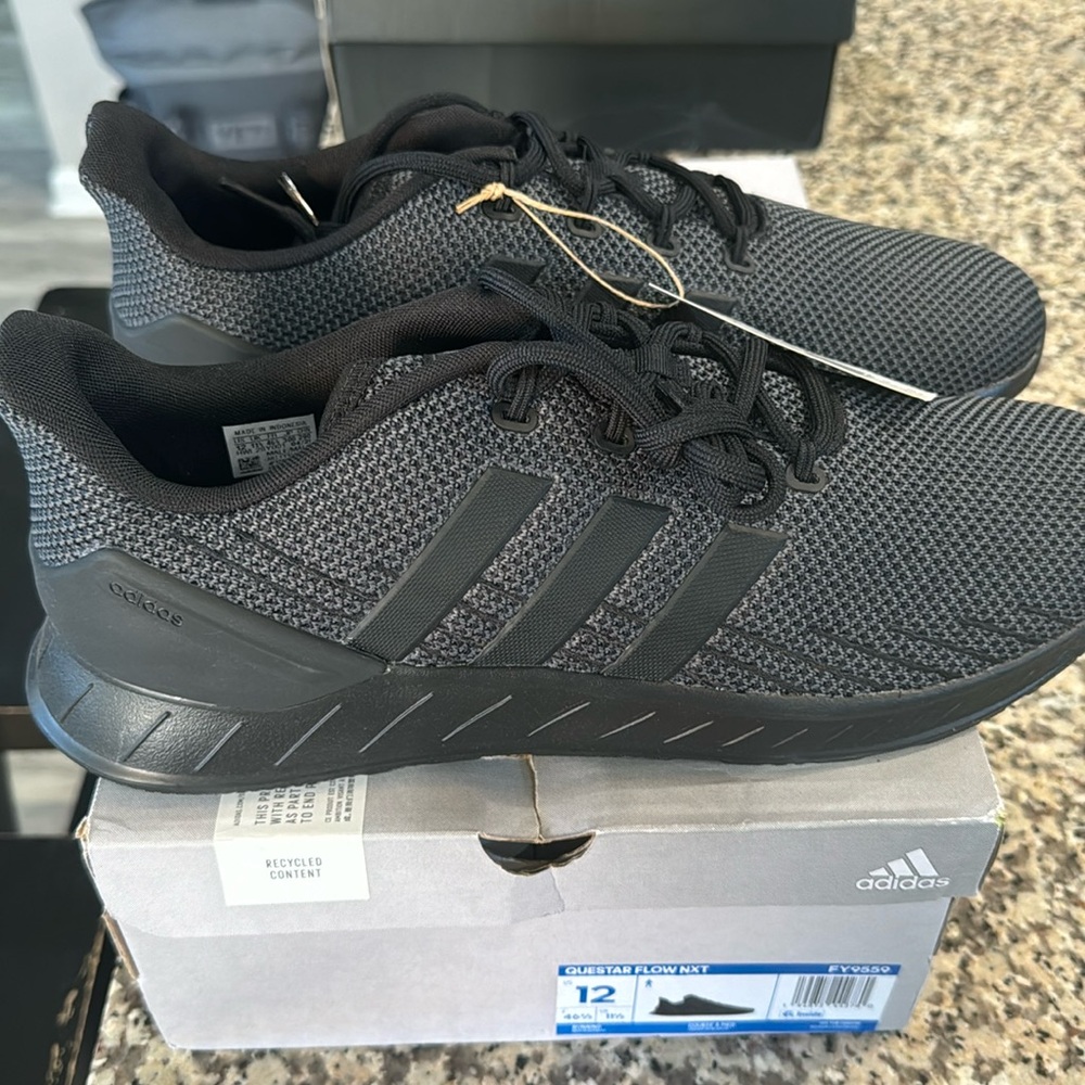 Adidas quest flow NXT